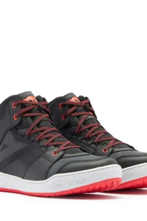 Dainese Suburb D-Wp Schoenen Zwart Wit Rood Lava Snelle Levering